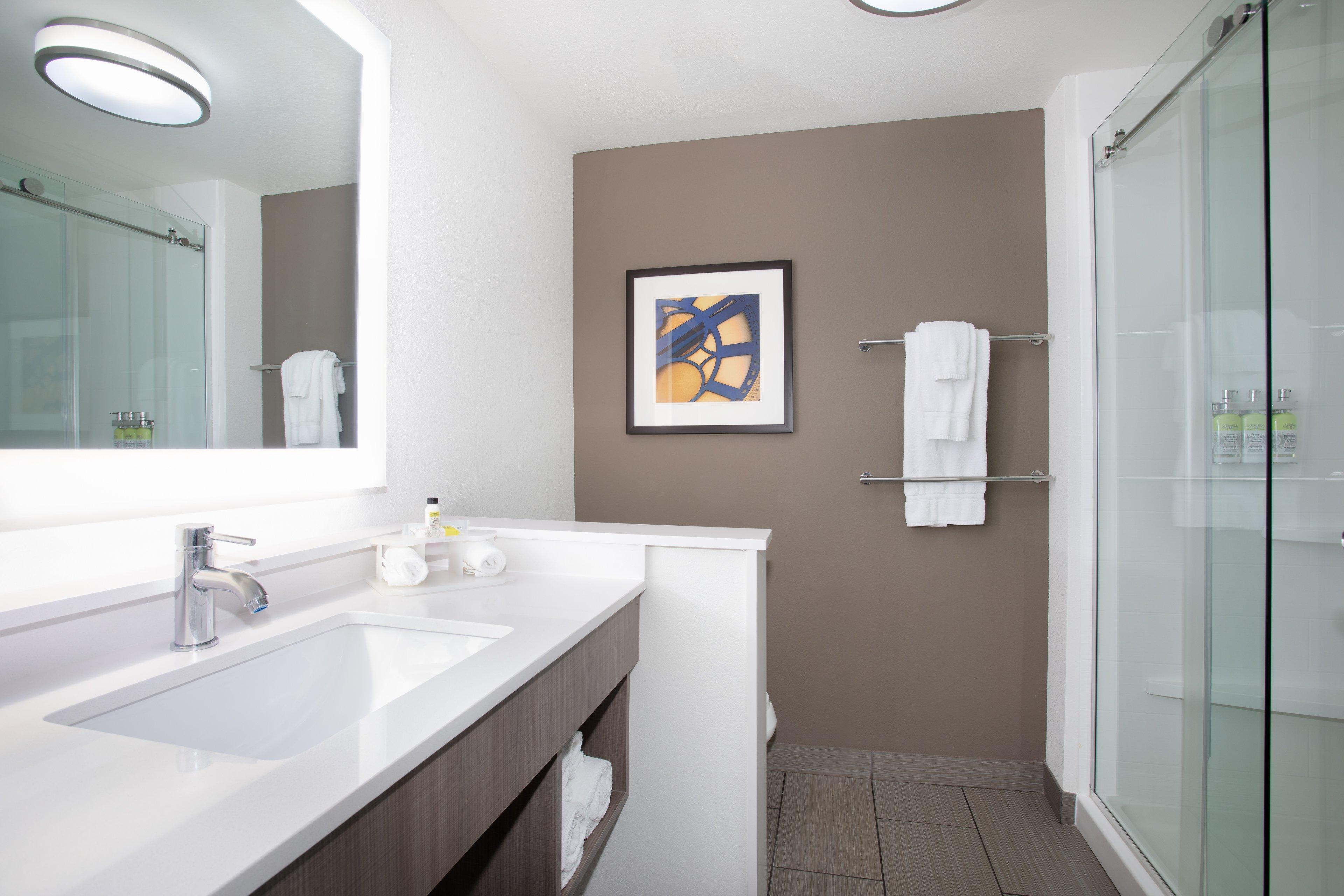 Holiday Inn Express & Suites Great Bend By Ihg Buitenkant foto
