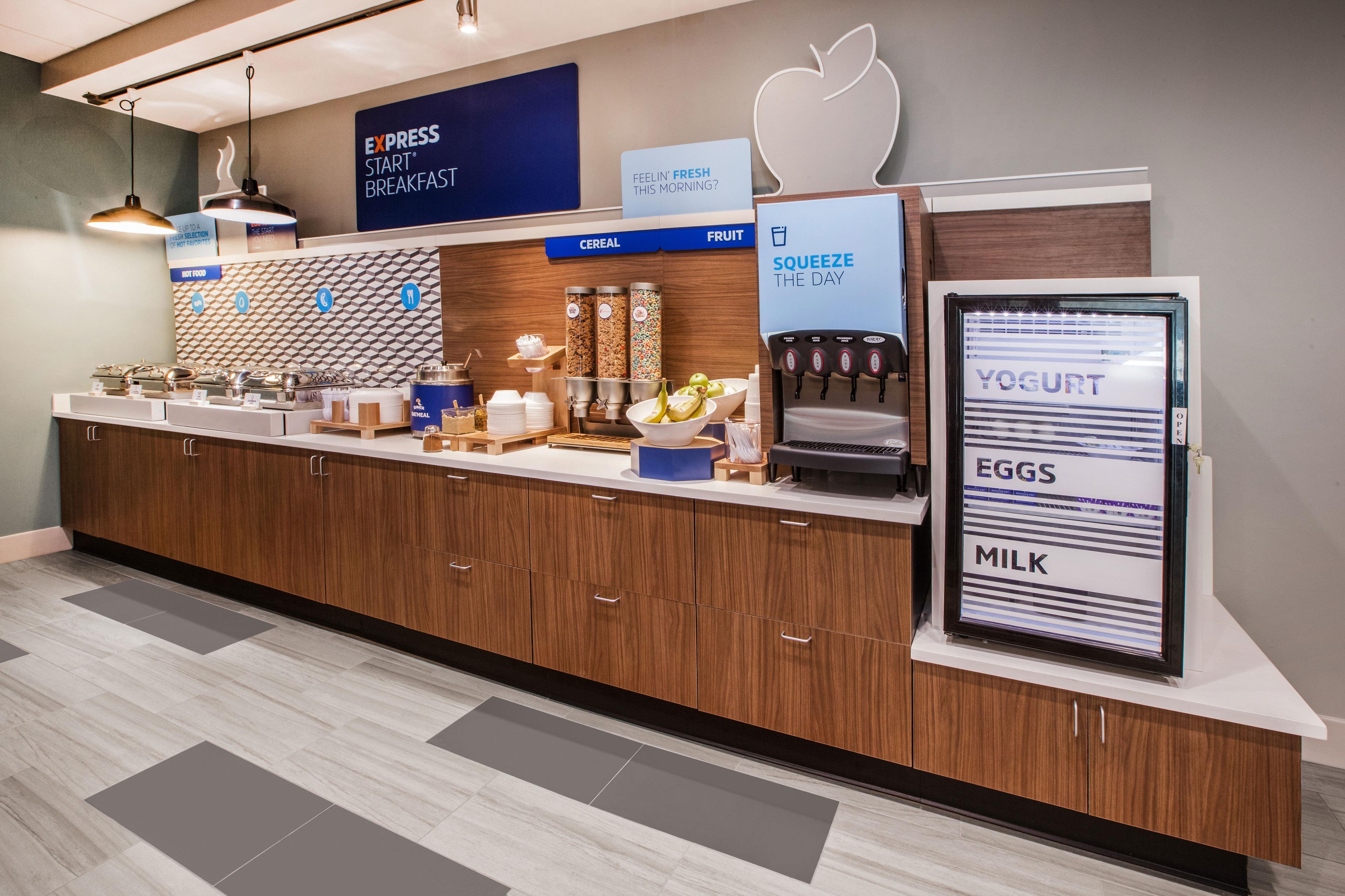Holiday Inn Express & Suites Great Bend By Ihg Buitenkant foto